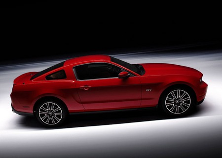 2010 Ford Mustang