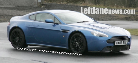 Aston Martin V12 Vantage RS