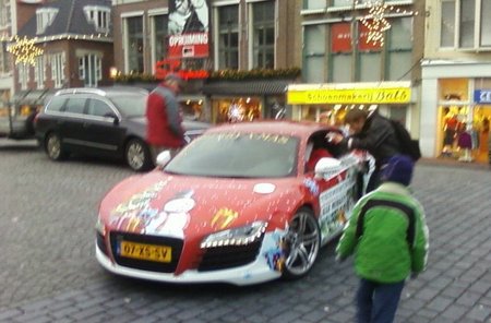 Audi R8 Christmas Edition