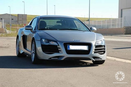 Audi R8 Replica