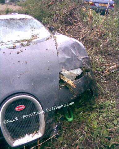 Bugatti Veyron Crash