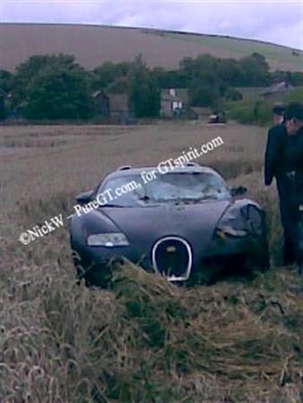 Bugatti Veyron Crash