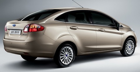 Ford Fiesta Sedan