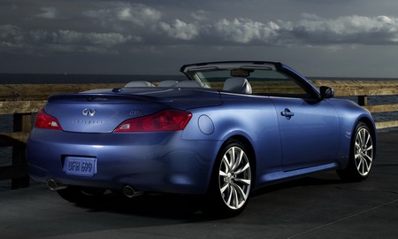 Infiniti G37 Convertible