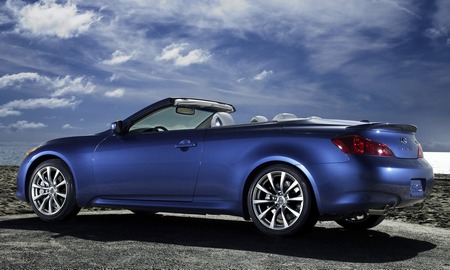 Infiniti G37 Convertible