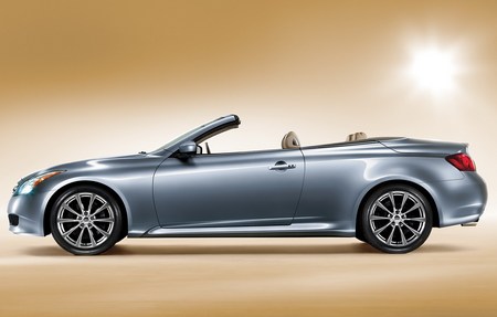 Infiniti G37 Coupe Convertible