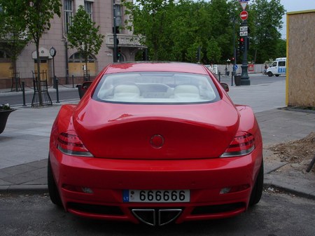 Lithuanian BMW 6-Series Red