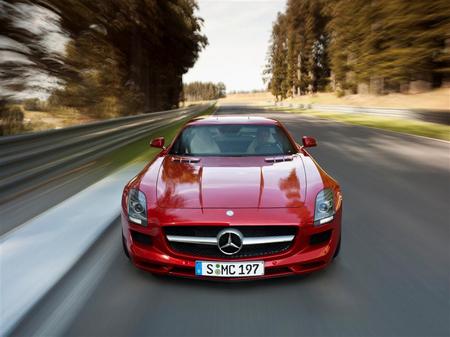 Mercedes-Benz SLS AMG