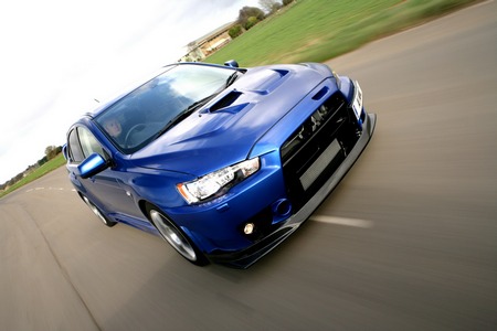 Mitsubishi Lancer EVO X FQ-400