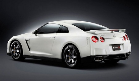 NISMO Nissan GT-R