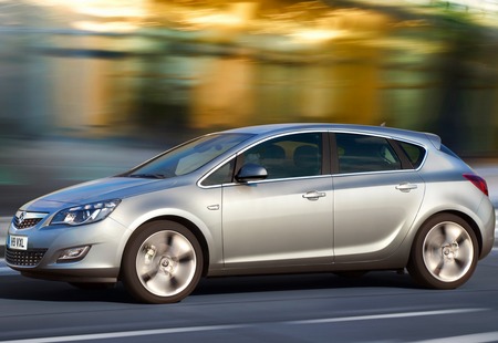 Opel Astra 2010 year