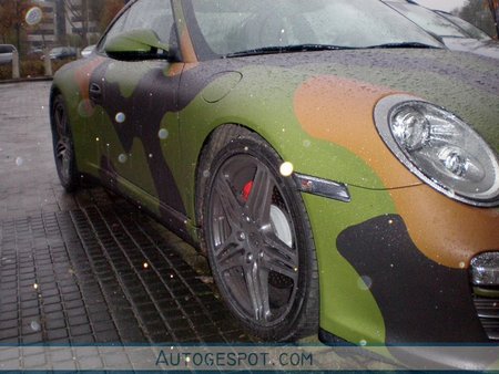 Porsche 911 Carrera Camouflage