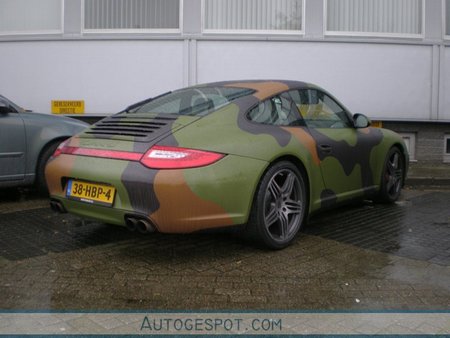 Porsche 911 Carrera Camouflage