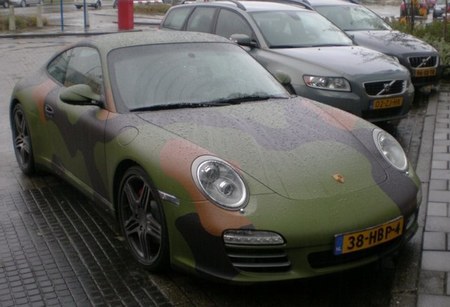 Porsche 911 Carrera Camouflage