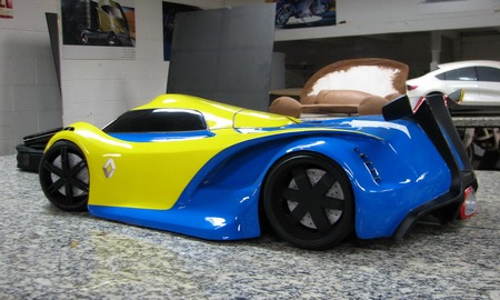 Renault Hybird Supercar