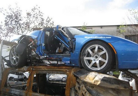 Tesla Roadster Crash