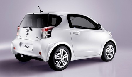 Toyota iQ