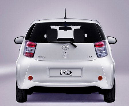 Toyota iQ