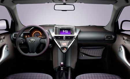 Toyota iQ