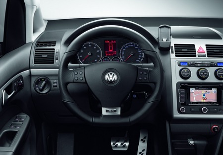 Volkswagen Touran R-Line Package