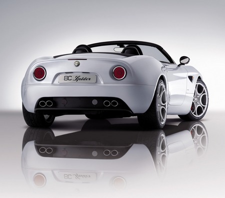 Alfa Romeo 8C Spider