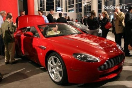 Aston Martin V8 Vantage Roadster