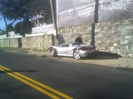 Porsche Carrera GT crash