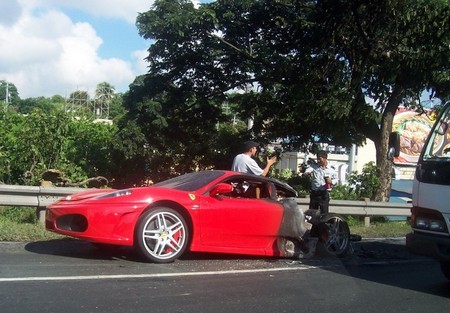 Ferrari F430 on fire