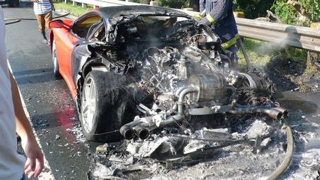 Ferrari F430 on fire