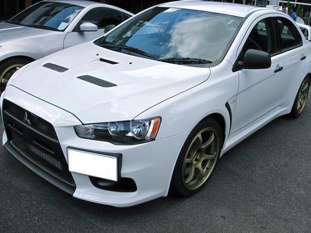 Mitsubishi Lancer Evo X HKS